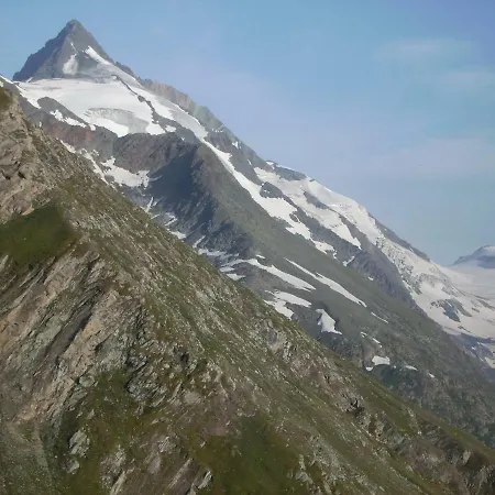 Alpenstille شقة